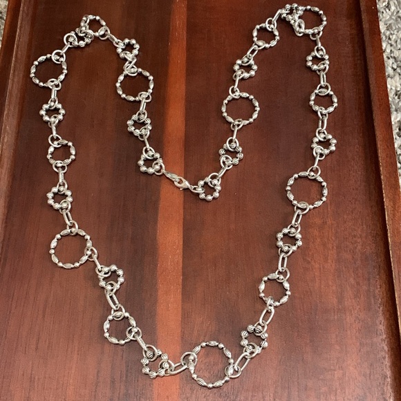 Silver tone necklace - Picture 1 of 5